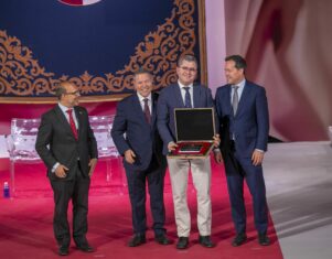 COSITAL CLM ha recibido la placa al mérito regional en el Día de Castilla-La Mancha